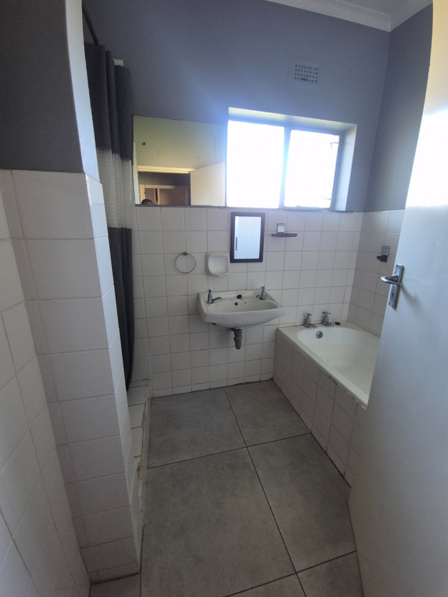 3 Bedroom Property for Sale in Rowallan Park Eastern Cape